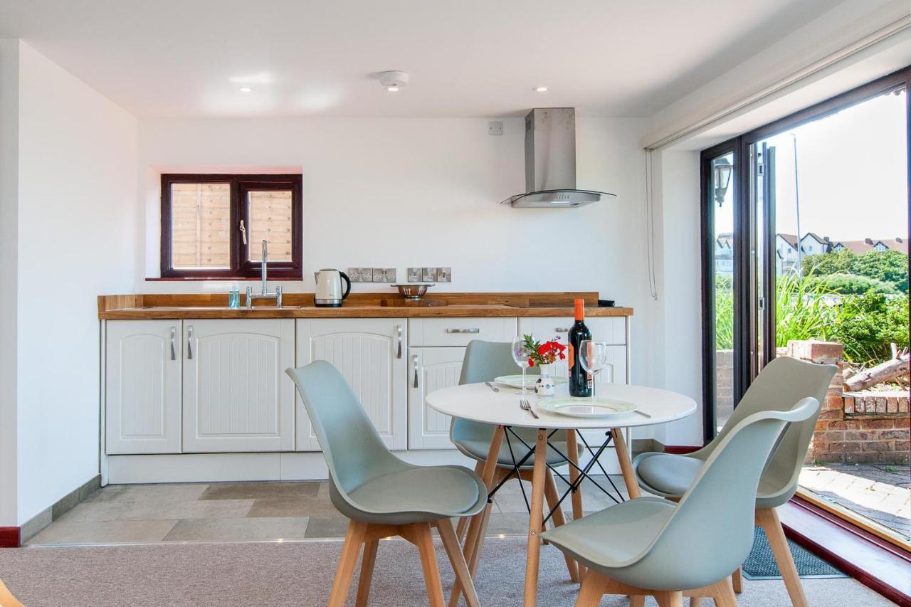Holiday home St Mildreds Bay Annex Retreat With Direct Sea Views Margate