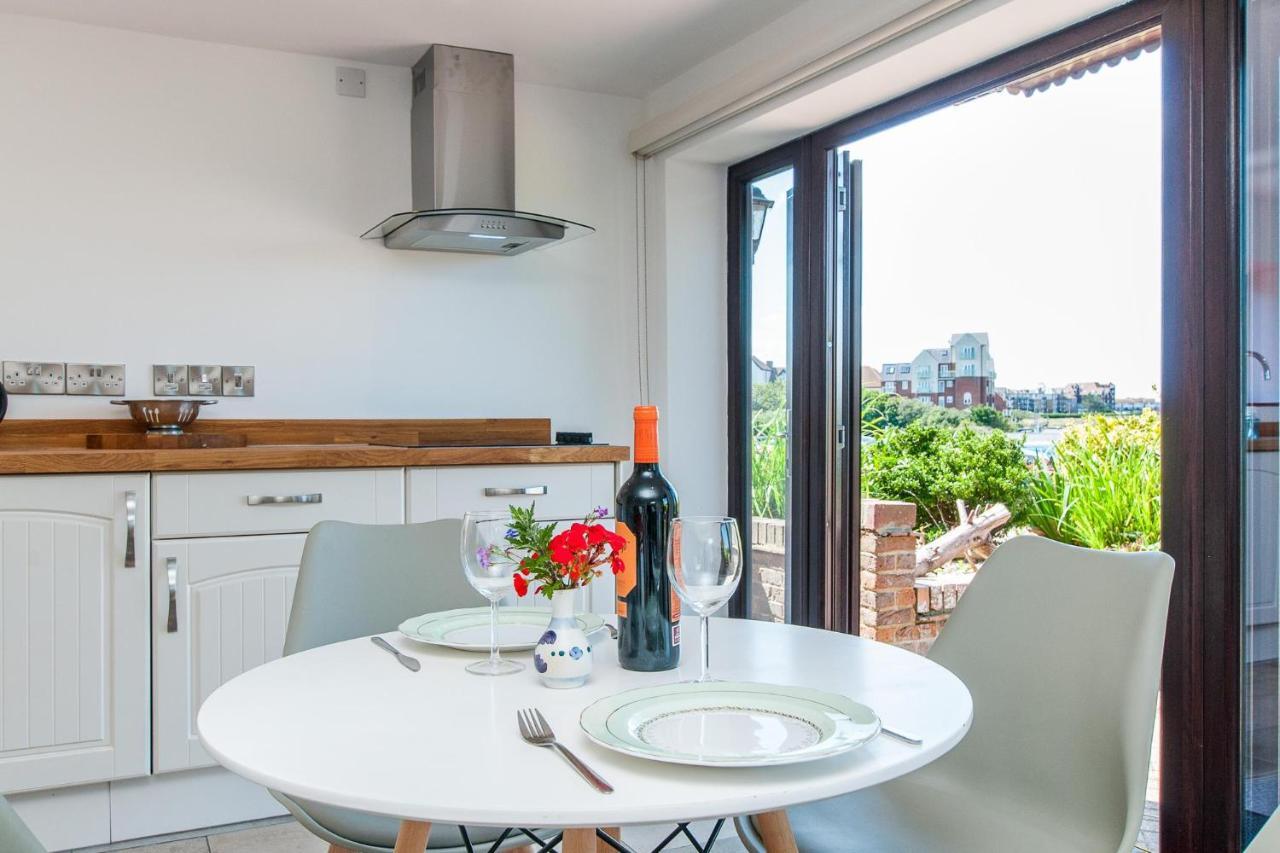 Holiday home St Mildreds Bay Annex Retreat With Direct Sea Views *