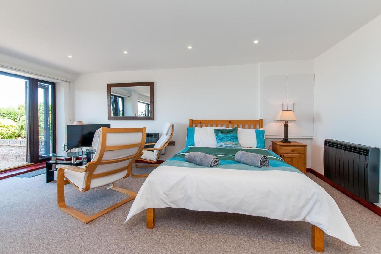 St Mildreds Bay Annex Retreat With Direct Sea Views